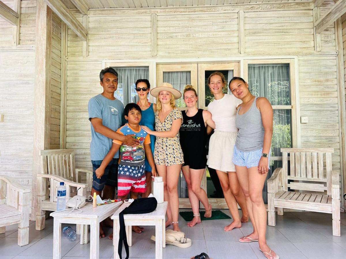 Готель Vista Huts Lembongan Екстер'єр фото