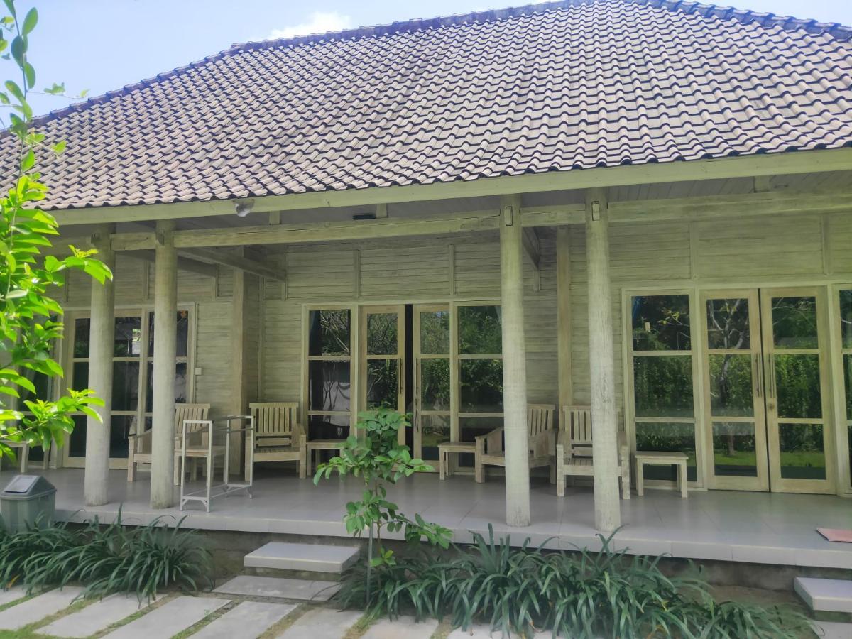 Готель Vista Huts Lembongan Екстер'єр фото