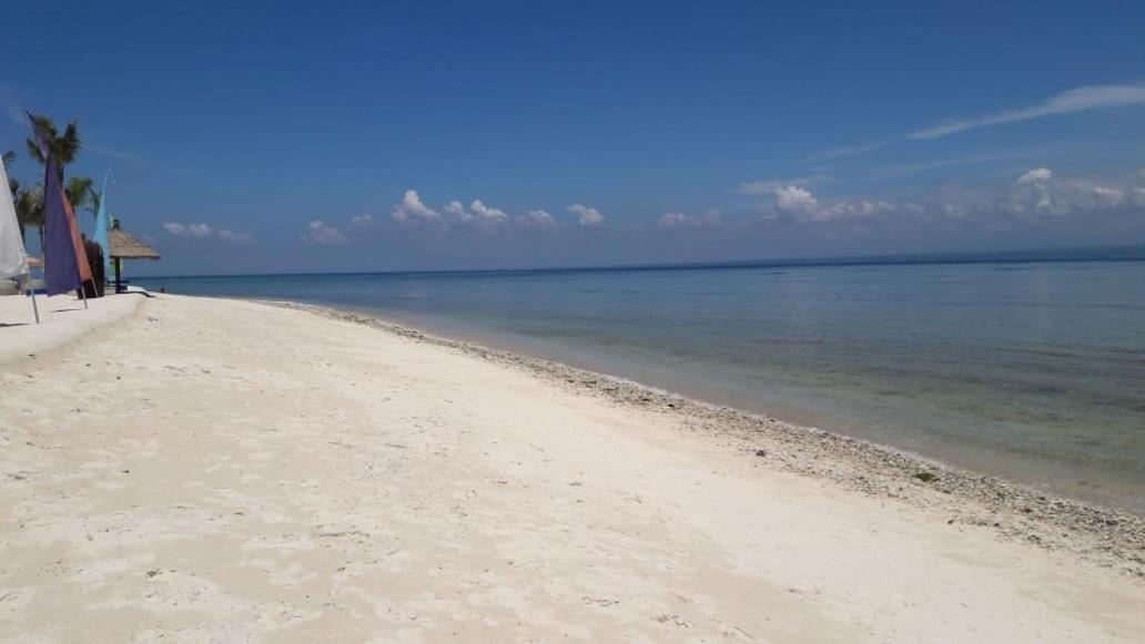 Готель Vista Huts Lembongan Екстер'єр фото